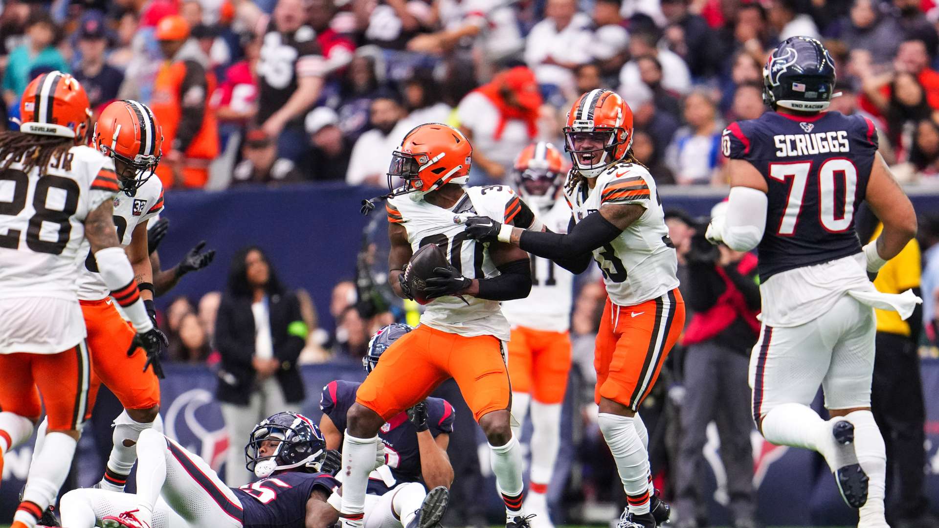 国足与邻近 国足与邻近