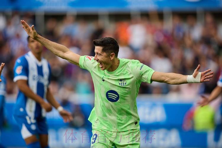 莱万:我们知道如何击败皇马 京多安阿劳霍间没问题 莱万:我们知道如何击败皇马 京多安阿劳霍间没问题